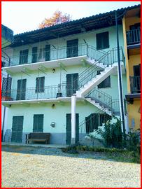 ABITAZIONE - GARAGE - TERRENO in ROCCA CANAVESE