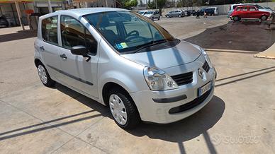 Renault modus 1200 benzina
