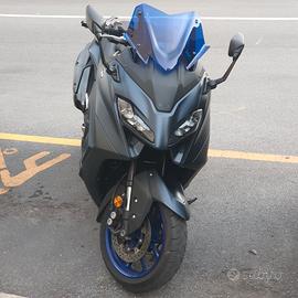 Tmax 560 ICON BLUE 6/2022