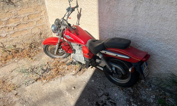 Suzuki marauder gz 125 1997