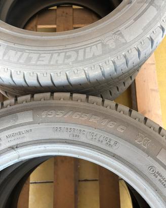 Gomme michelin 195/65R16