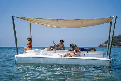 ISOLA GALLEGIANTE A MOTORE