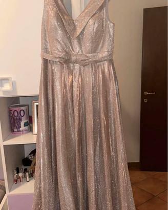 Vestito elegante 