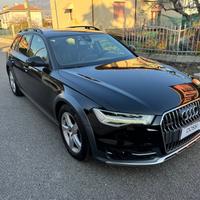 Audi A6 allroad 3.0 TDI 218 CV S tronic Business P