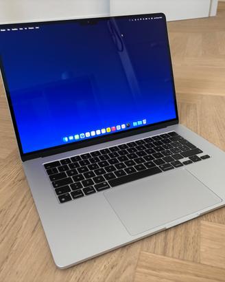MacBook Air M2 16GB/1TB Argento