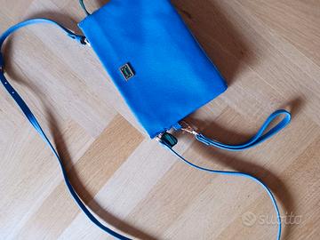 Borsa pochette con tracolla Carpisa