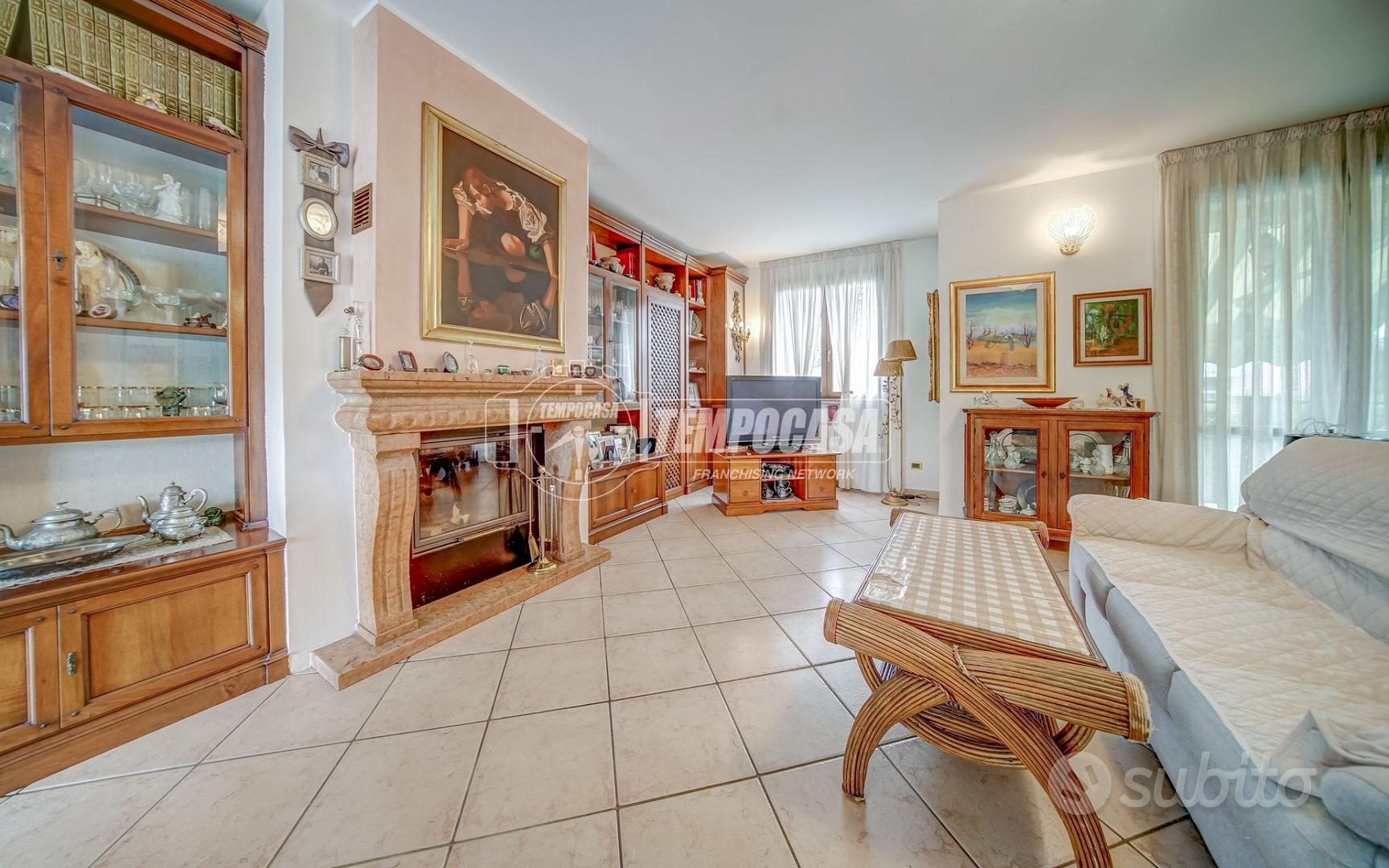 Villa di testa in zona residenziale!!! - Vista 2