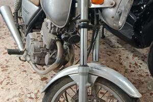 Suzuki TU 250 - 1999