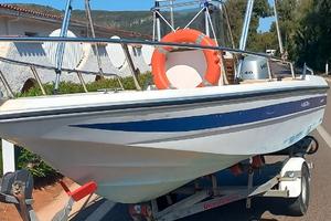 Motoscafo 4,70 con motore