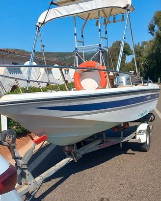 Motoscafo 4,70 con motore