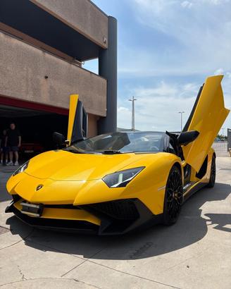 Lamborghini Aventador 6.5 V12 LP750-4 Superveloce 