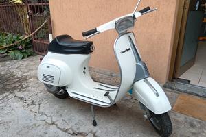 Piaggio Vespa 50 Special (V5B3) - 1975