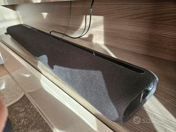 Soundbar Yamaha YAS-106 con Subwoofer Integrati e 