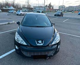 Peugeot 308 1.6 hdi - 2011