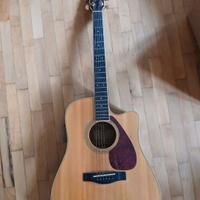 Chitarra acustica Yamaha
