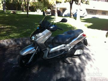 XMAX 250