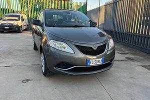 LANCIA Ypsilon 0.9 TwinAir 85 CV 5 porte Metano