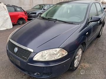 Fiat Croma anno 2007 Ricambi Usati
