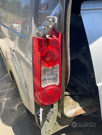 STOP FANALE POSTERIORE SINISTRO CITROEN Berlingo 3
