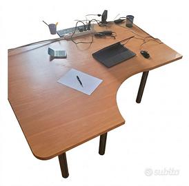 Scrivanie prestigiose piano lavoro legno GRATIS