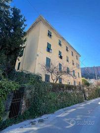 Immobile in asta di 183 m² con 3 locali a Genova