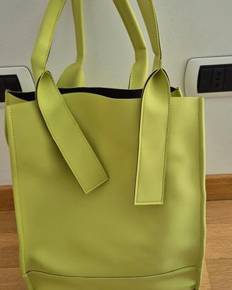 Borsa O bag nuova verde