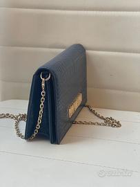 Pochette Love Moschino