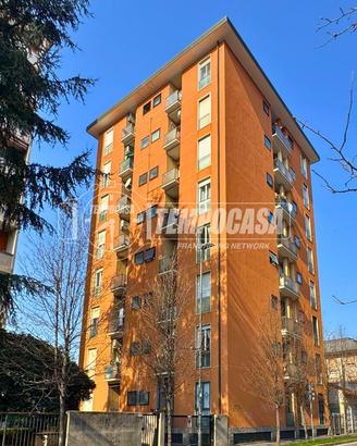 DUE LOCALI IN CENTRO!