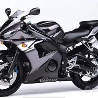 YAMAHA R6 INIZIEZIONE RICAMBI