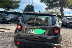 Jeep Renegade 1.6 E-TorQ EVO Sport sinistrata inci