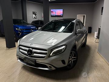 Mercedes-benz GLA 200 d Automatic Sport/Tetto pano