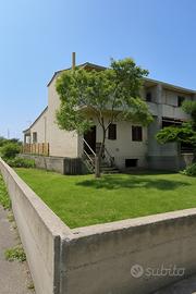 Fiumefreddo Bruzio porzione villa bifamiliare