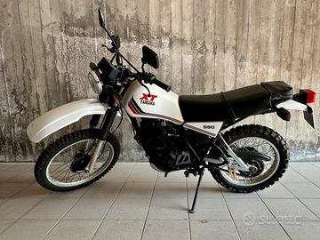 Yamaha XT 550