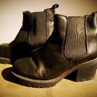 Stivaletti neri vera pelle 38