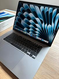 Apple - Macbook Pro 16”