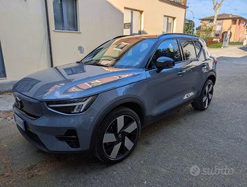 Volvo XC40 2023
