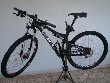          ***Mtb full in carbonio***