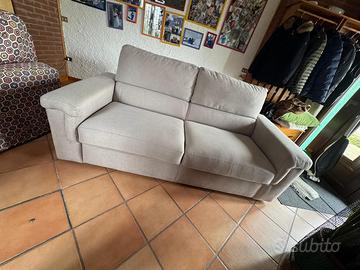 Divano letto matrimoniale “Poltrone e Sofà”