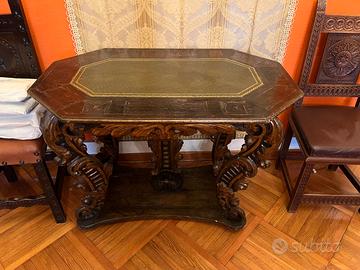 Antico tavolo da gioco, scrittoio in noce