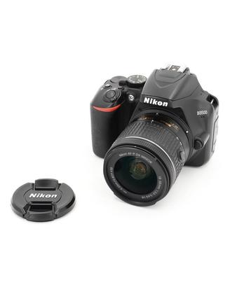 Nikon D3500 con AF-P 18-55mm f/3.5-5.6 G VR