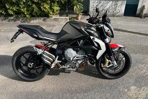 MV AGUSTA BRUTALE 675
