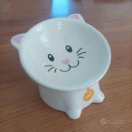 simpatica ciotola in ceramica per gatto