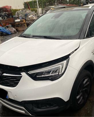 Opel crossland X ricambi