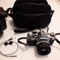 N. 2 Macchine fotografiche Canon AE - 1 accessori