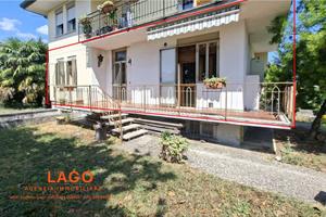 Appartamento di 187 m² con più di 5 locali e box a