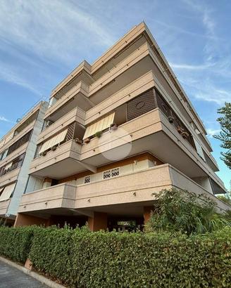4 LOCALI A ROMA