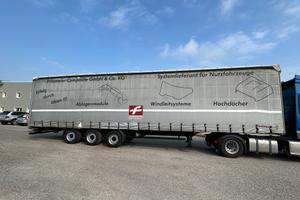 Semirimorchio Centinato Mega Koegel 2011