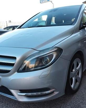 Mercedes-benz B 180 CDI BlueEFFICIENCY Premium GRA