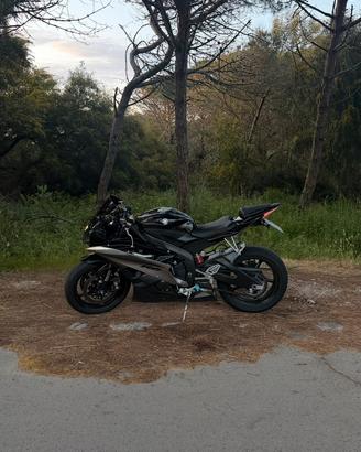 Yamaha r6