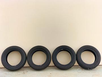 Pneumatici 205/60 R16